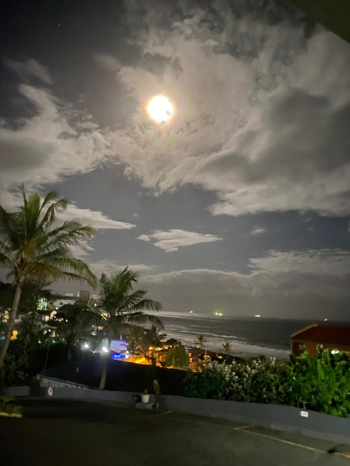 511 Umdloti Resort Beachfront 1Bed Self Catering Apartment Sea View ภายนอก รูปภาพ