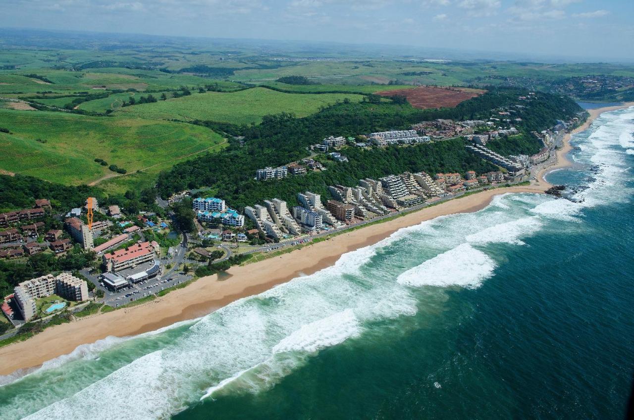 511 Umdloti Resort Beachfront 1Bed Self Catering Apartment Sea View ภายนอก รูปภาพ