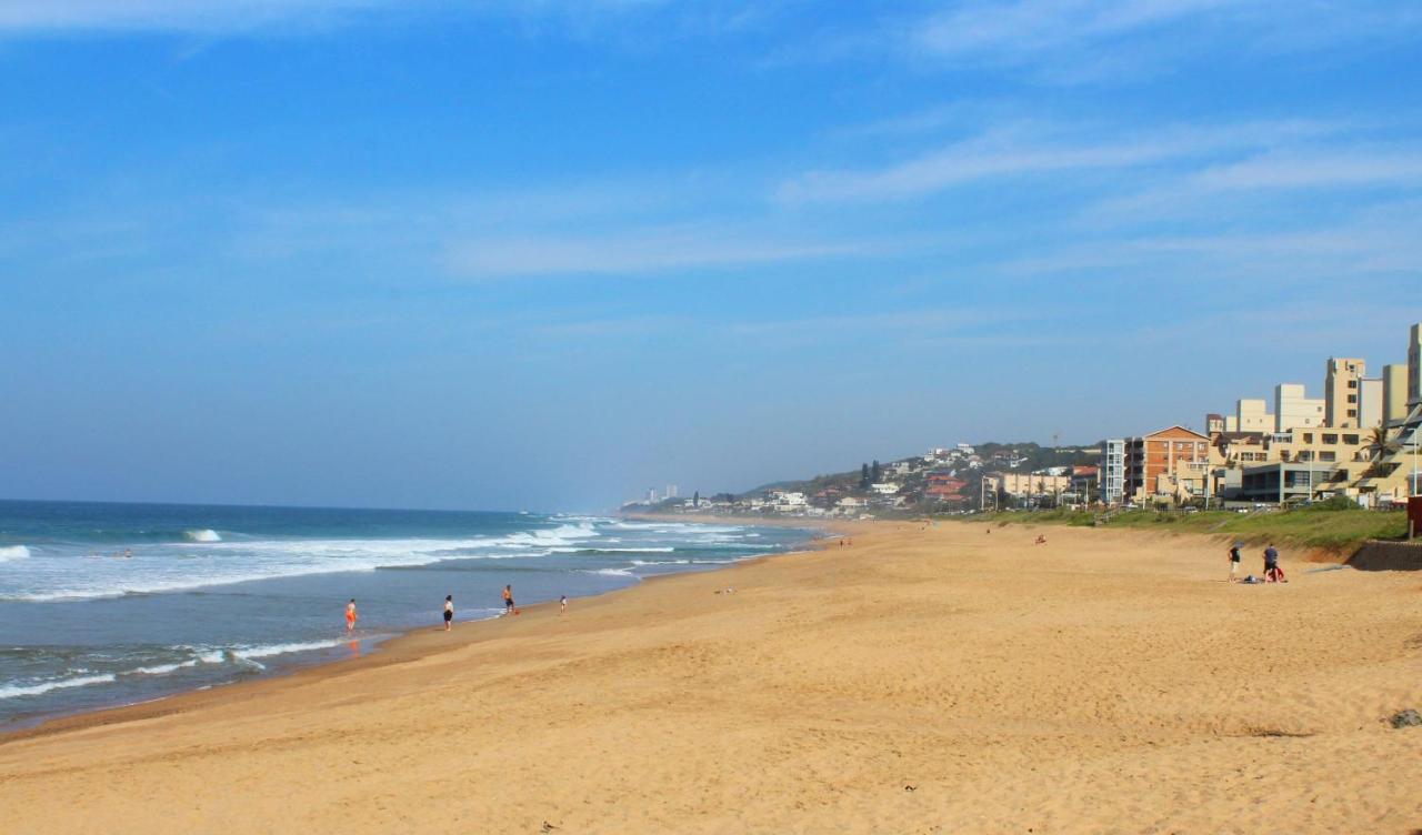 511 Umdloti Resort Beachfront 1Bed Self Catering Apartment Sea View ภายนอก รูปภาพ